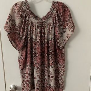 Stretched Collar Shirt